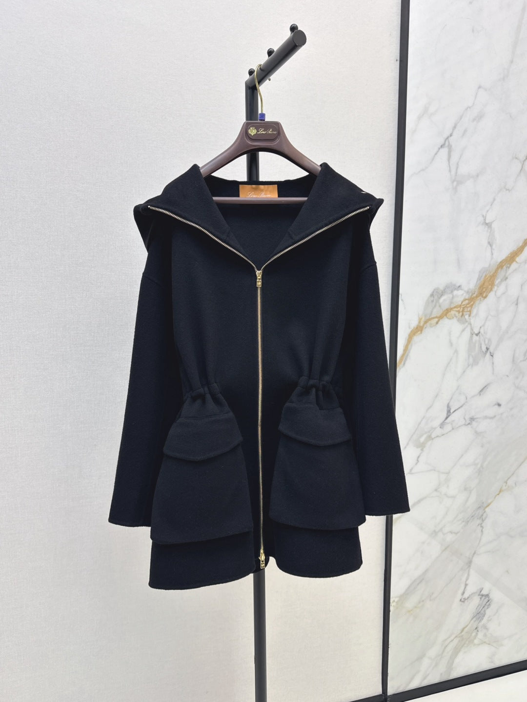 Loro 25fw drawstring coat