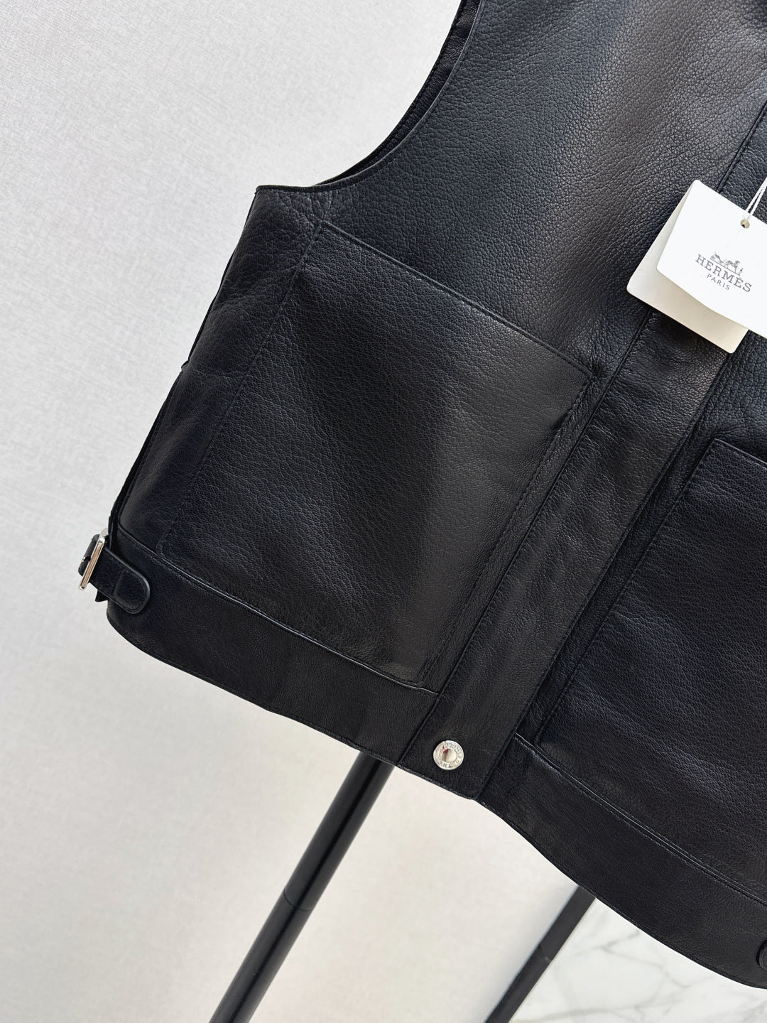 Herm 25fw leather vest