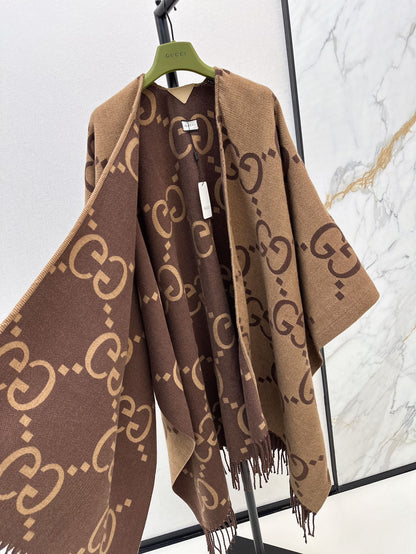 Guc 25fw jacquard cape