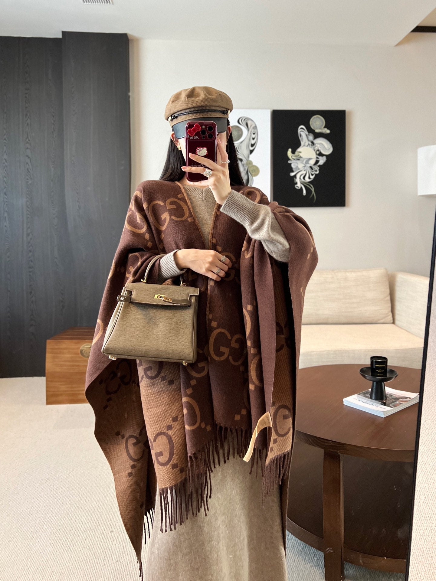 Guc 25fw jacquard cape