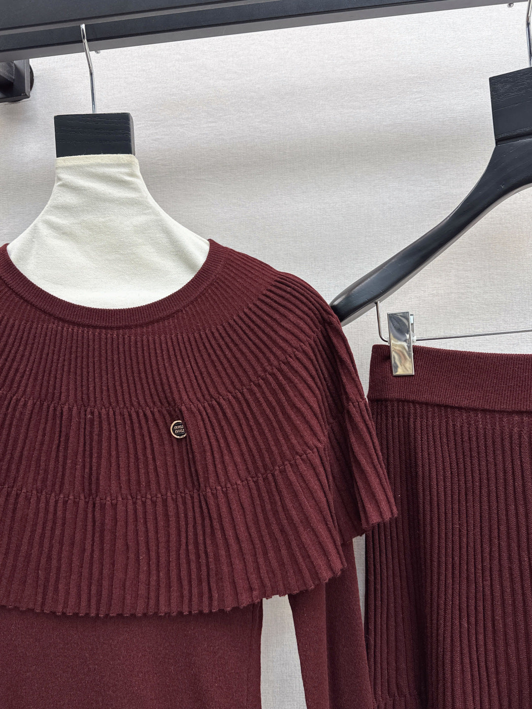 Miu 25fw knitted suit
