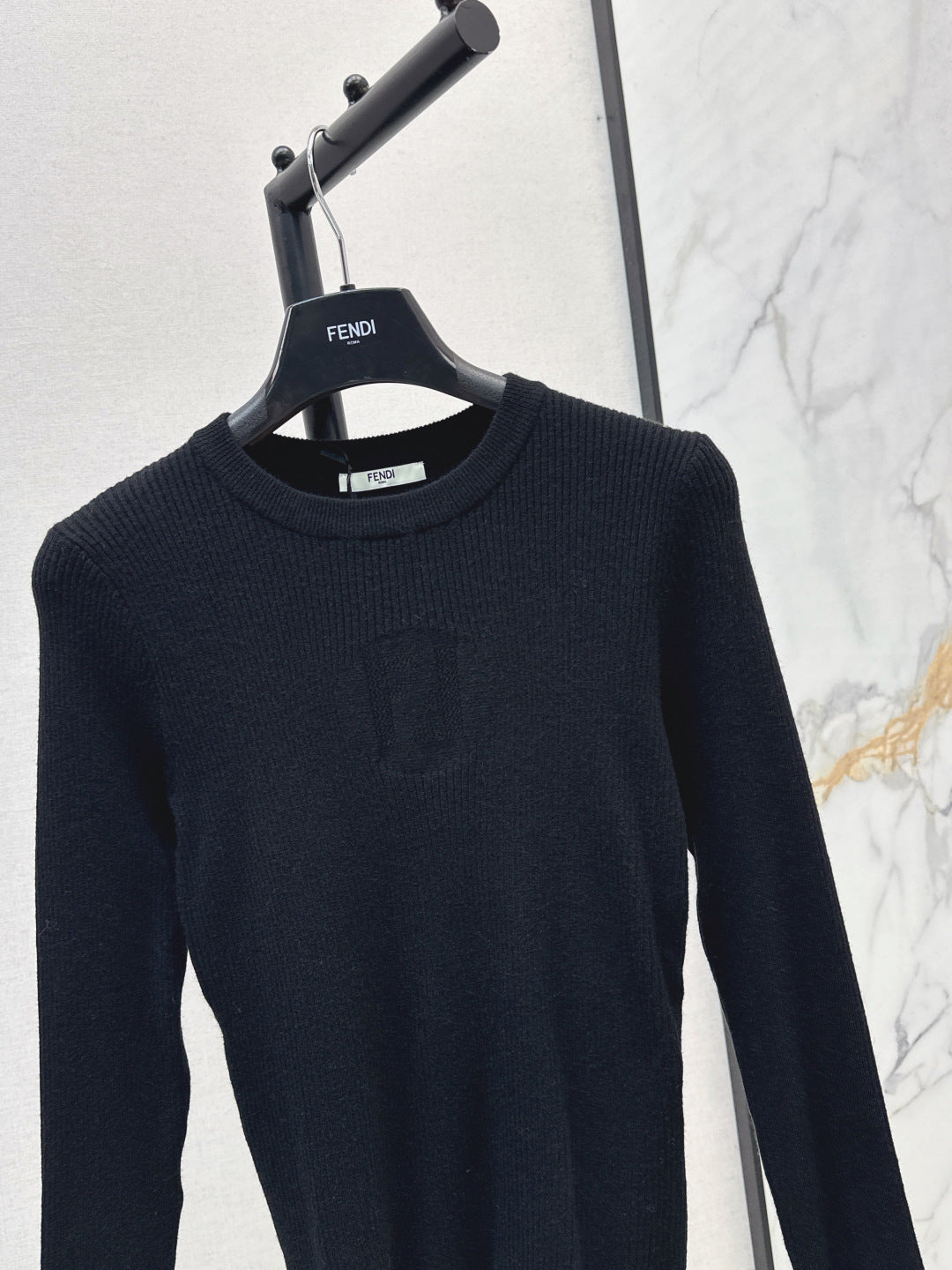 Fend 25fw knitted sweater