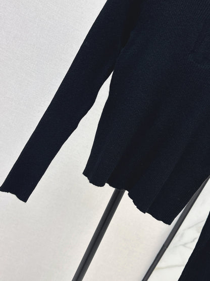 Fend 25fw knitted sweater