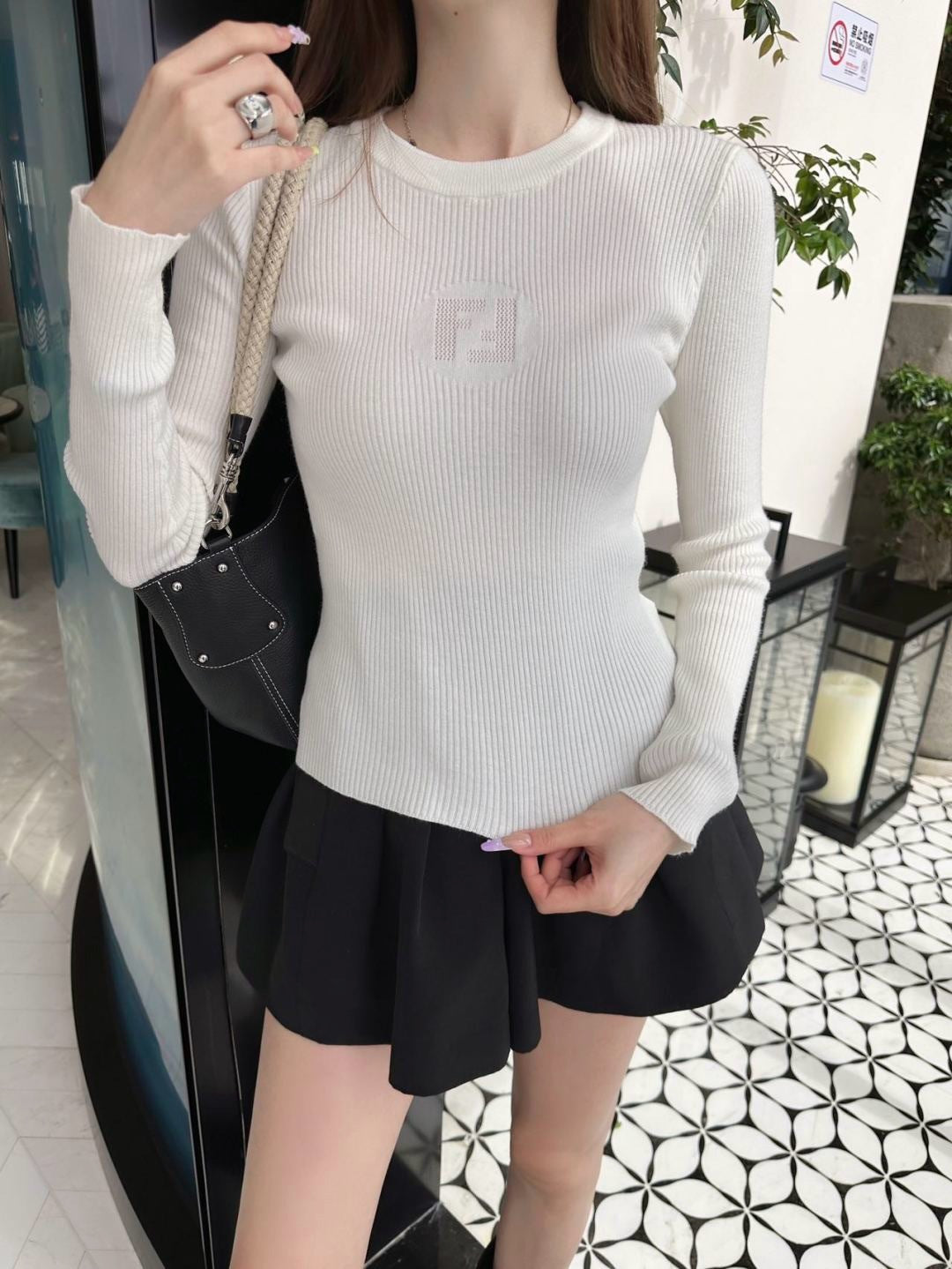 Fend 25fw knitted sweater