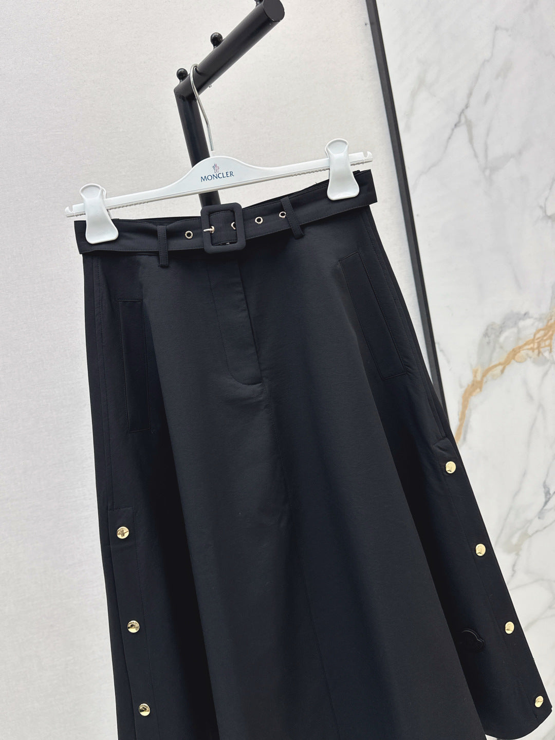 Monc 25fw skirt