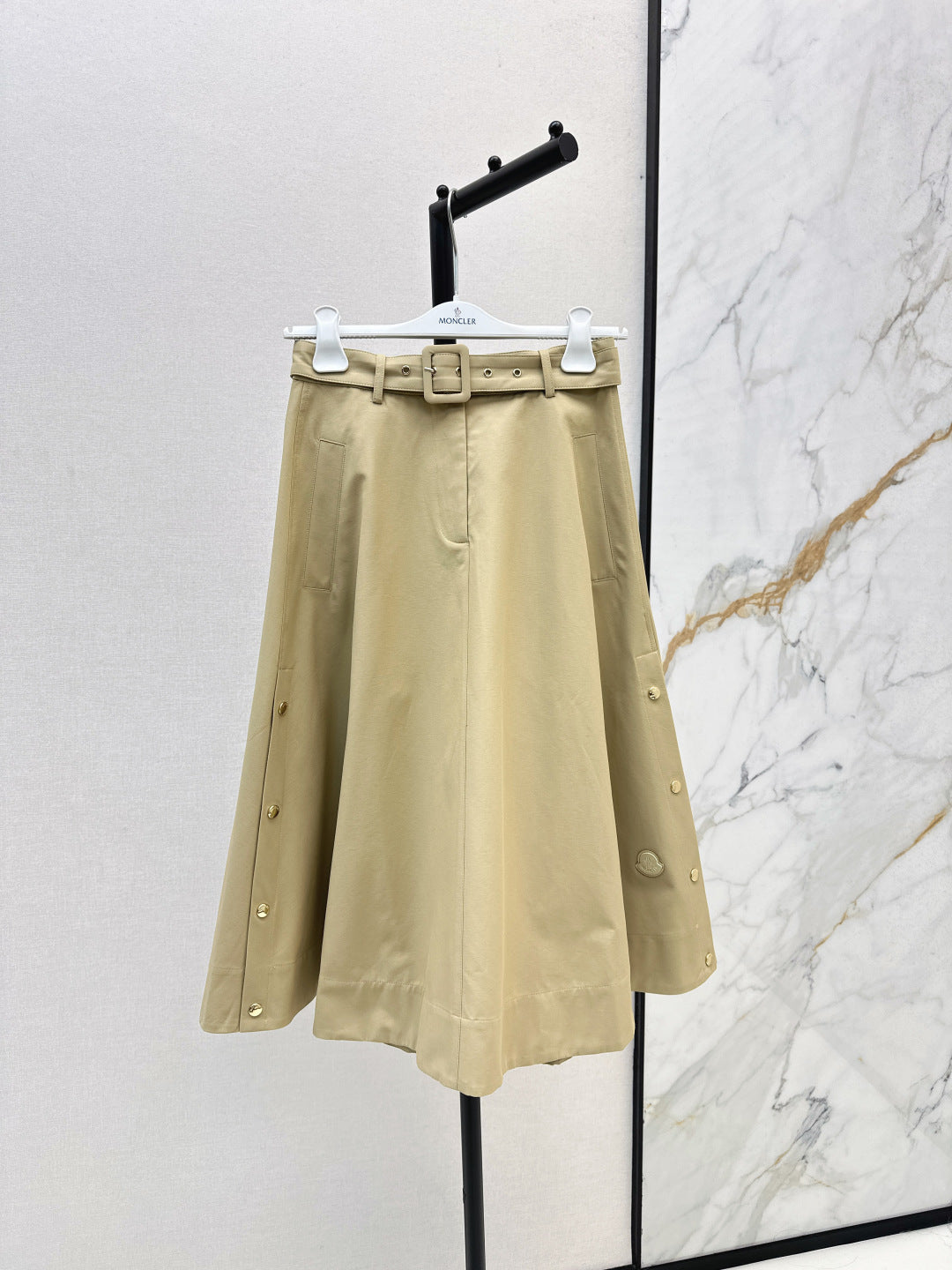 Monc 25fw skirt