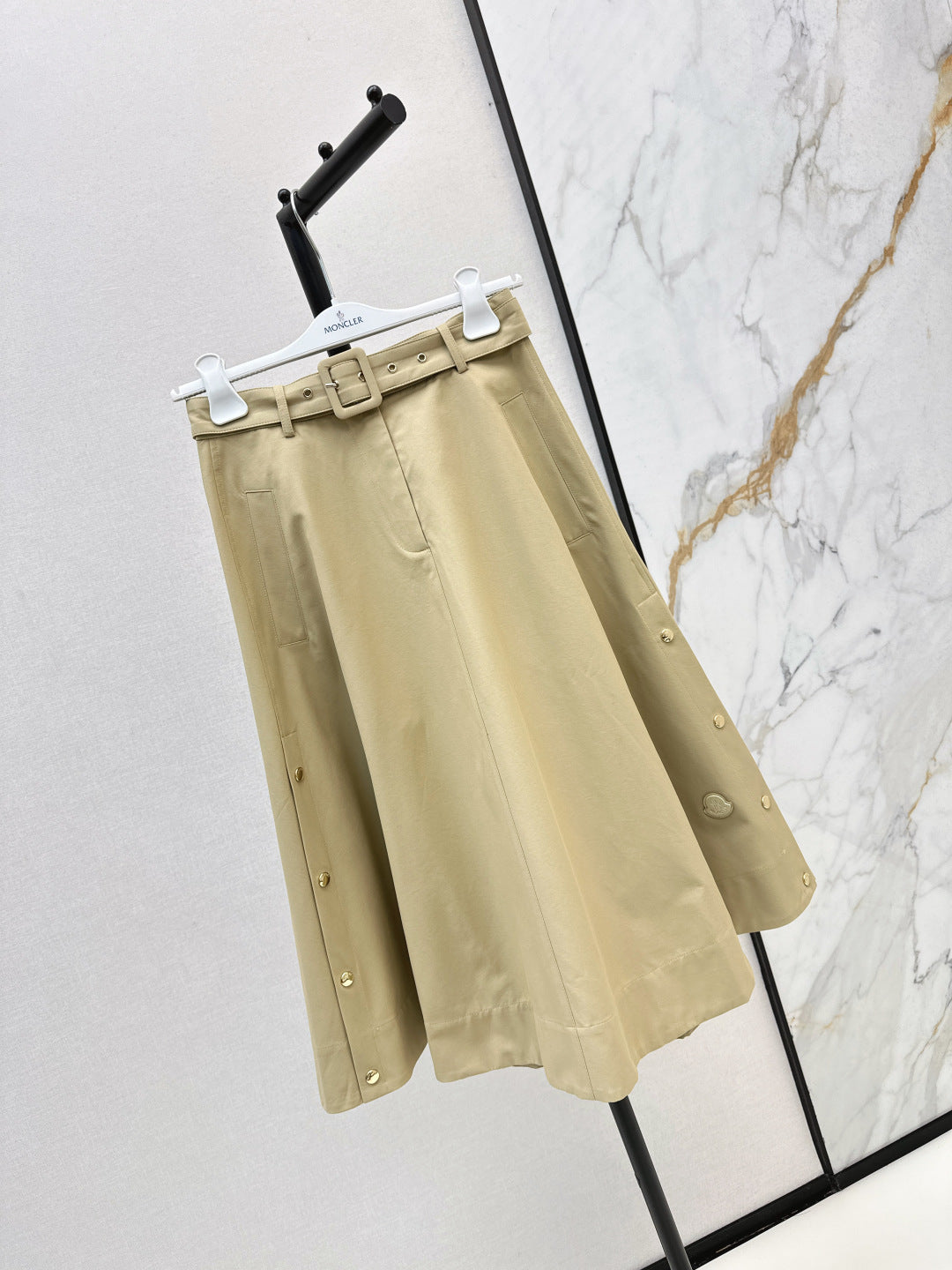 Monc 25fw skirt