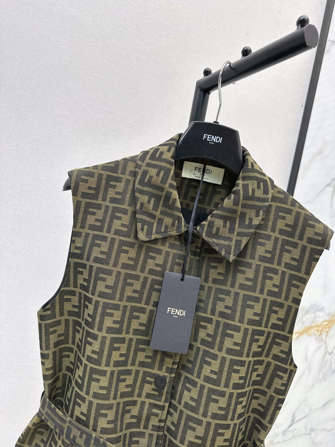Fend 25fw jacquard vest