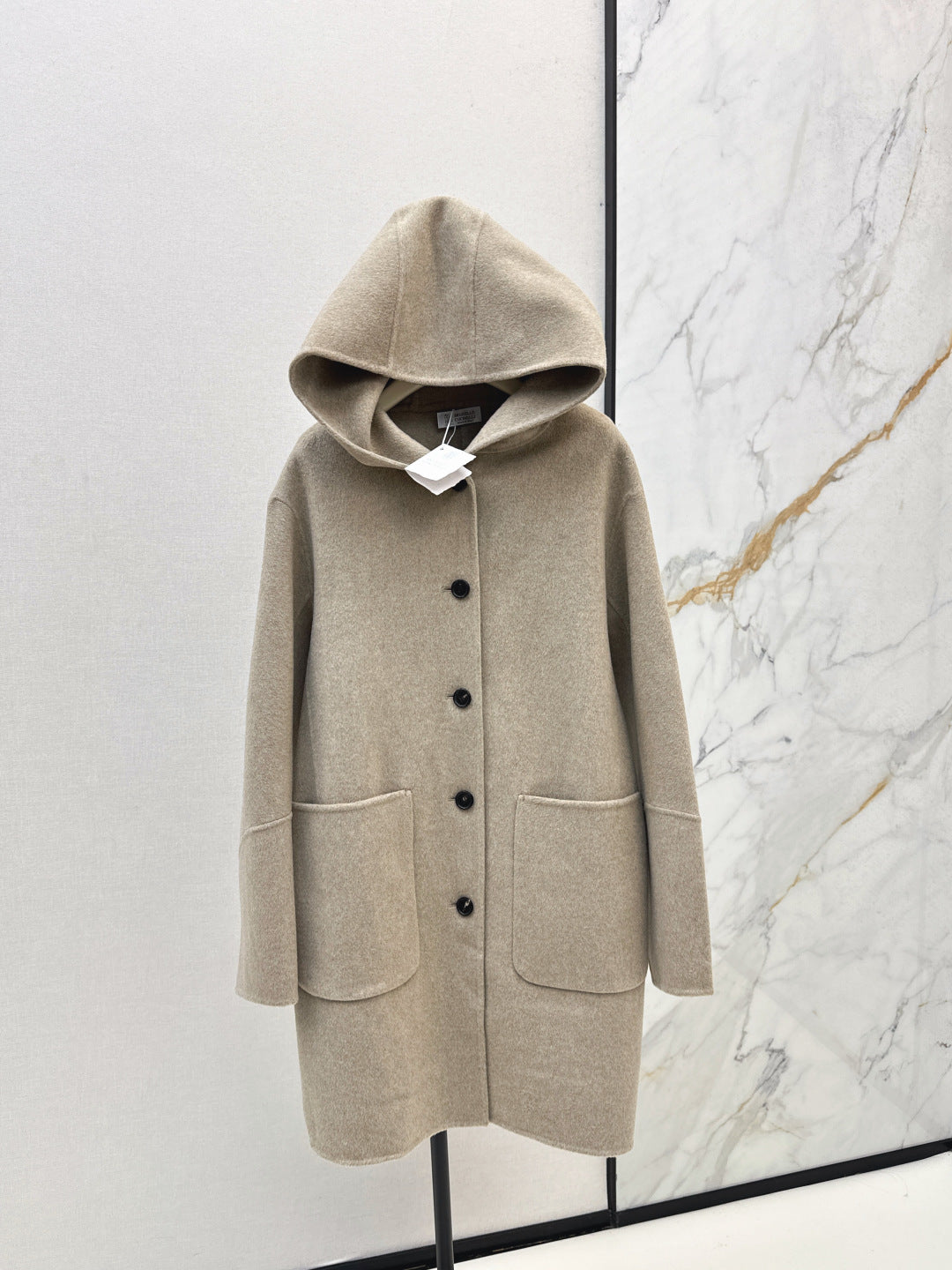 Loro 25fw hooded coat