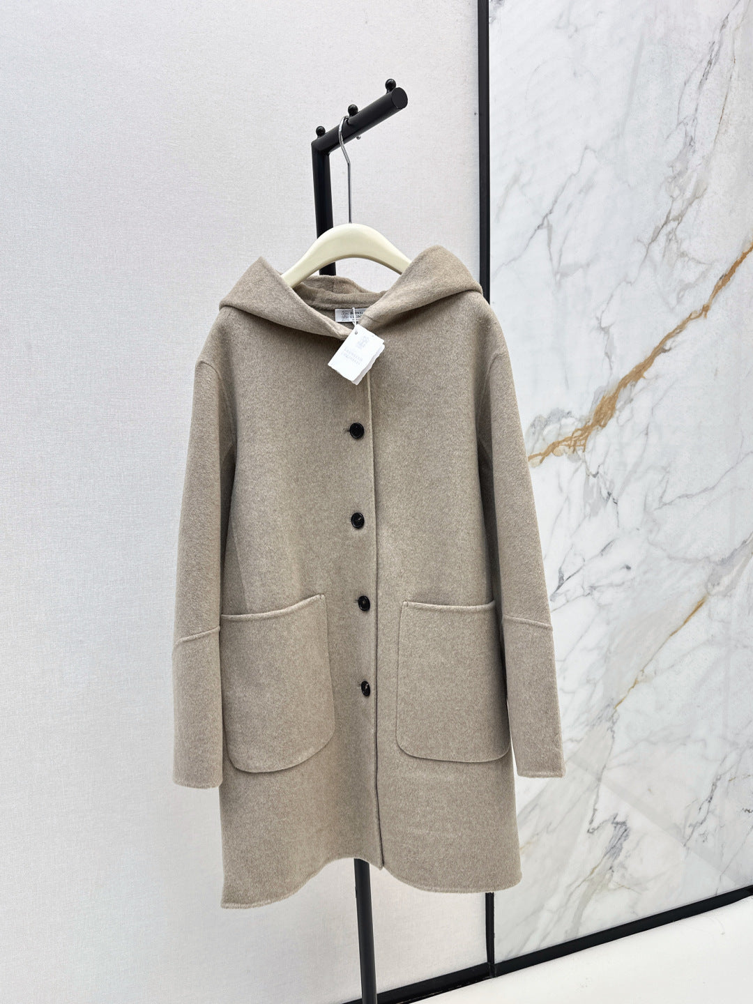 Loro 25fw hooded coat