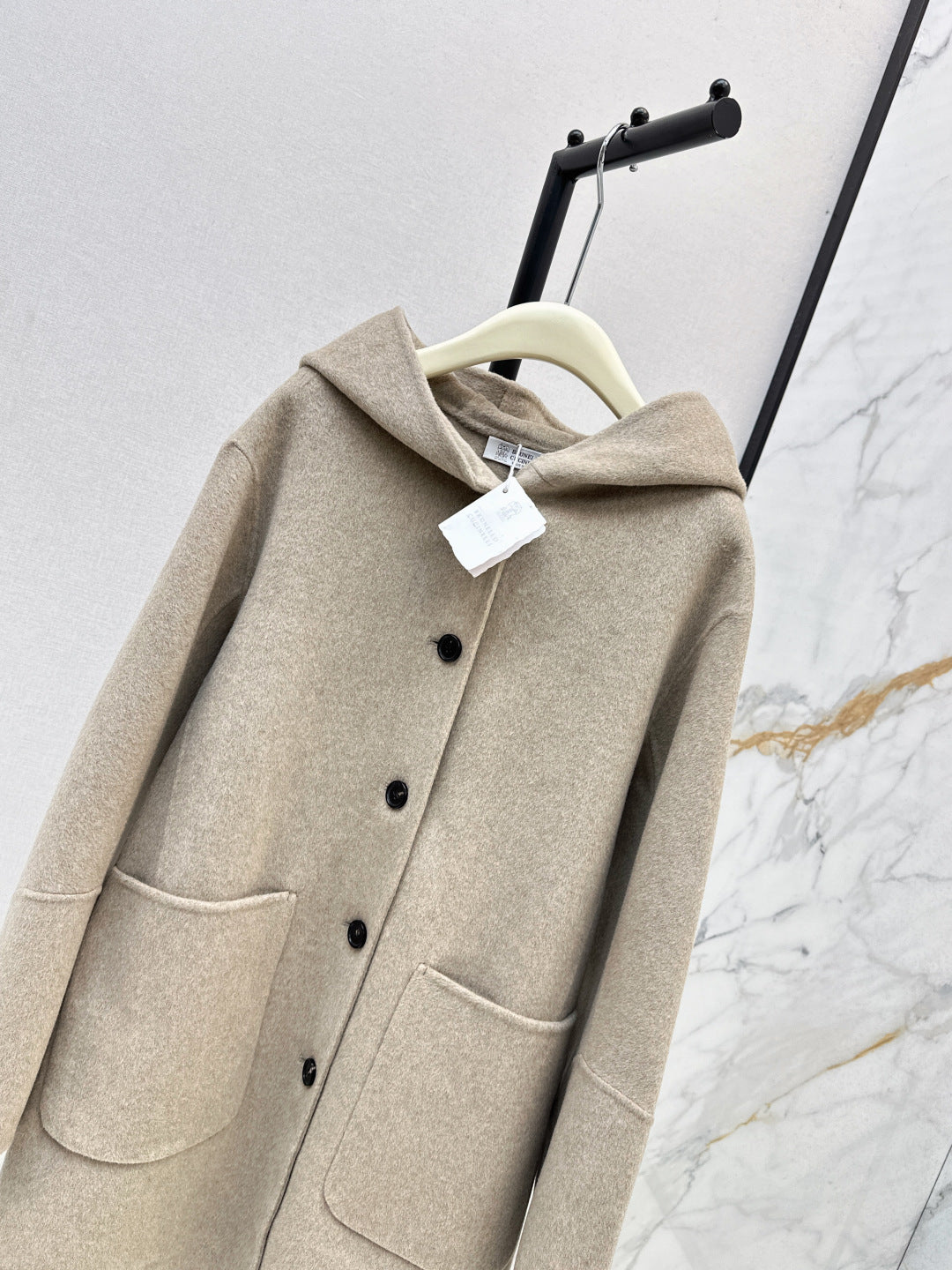 Loro 25fw hooded coat