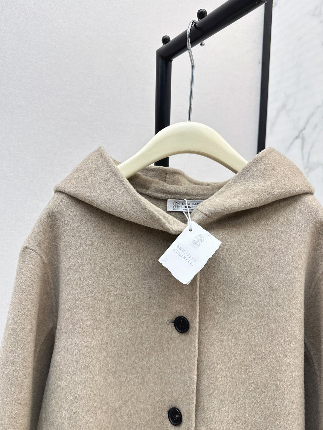 Loro 25fw hooded coat