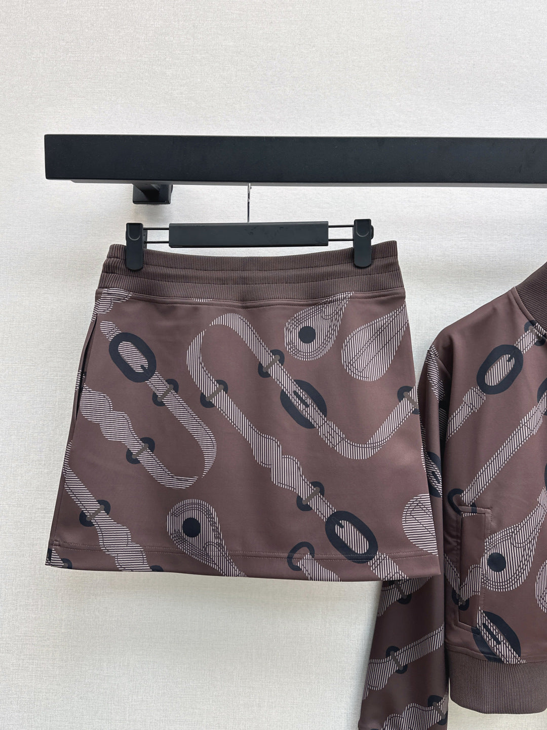 Herm 25fw printed suit