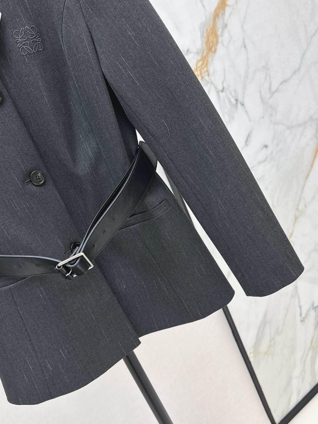 Loe 25fw belt jacket