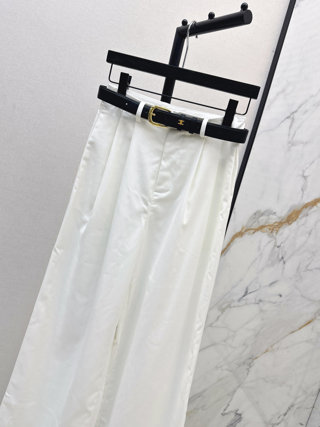 Celi 25fw embroidered pants