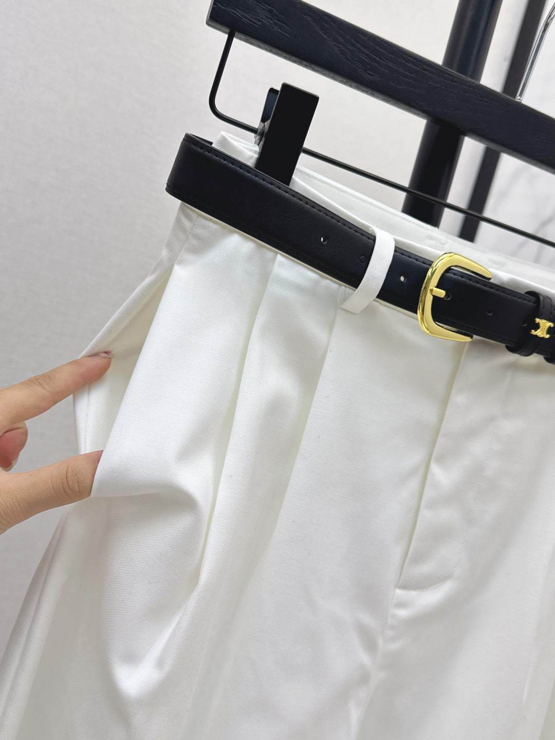 Celi 25fw embroidered pants