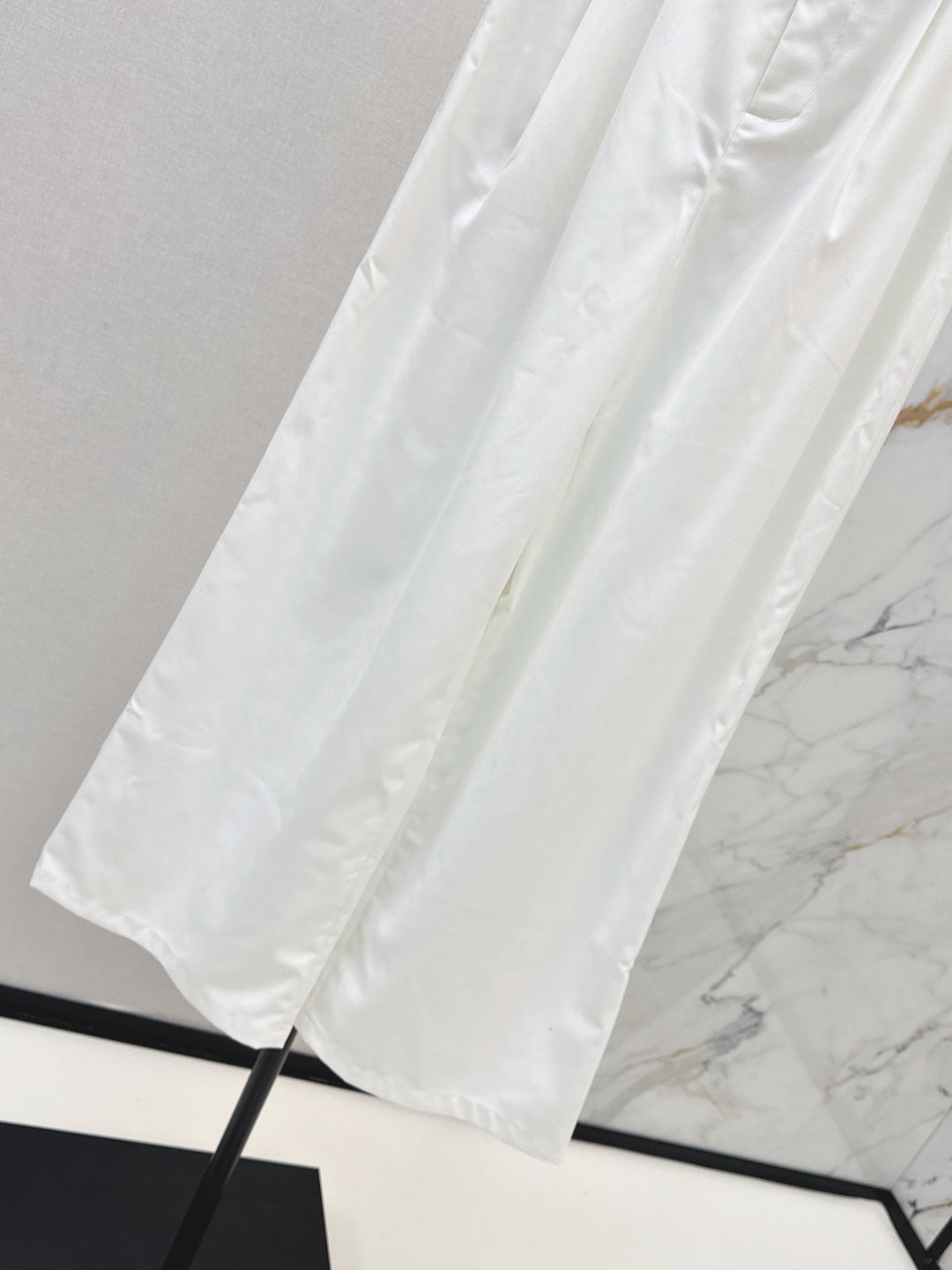 Celi 25fw embroidered pants