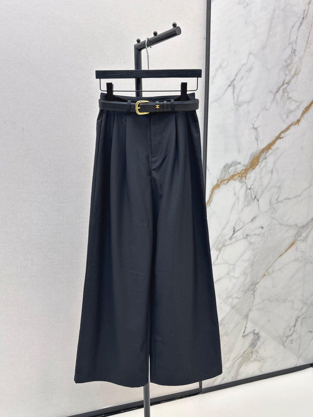Celi 25fw embroidered pants