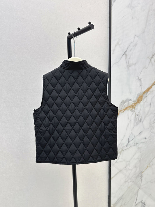 Loro 25fw padded vest