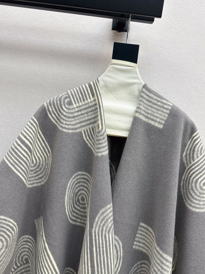 Herm 25fw cape