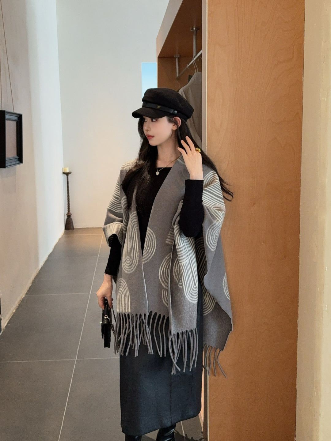 Herm 25fw cape