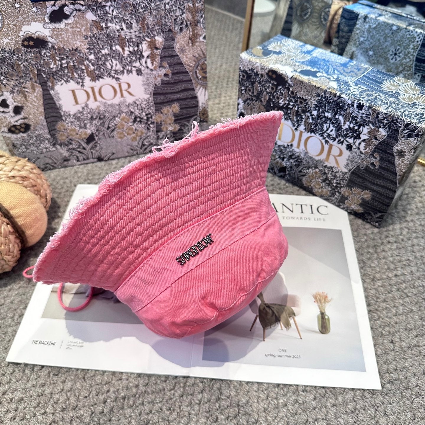 CD classic aged bucket hat