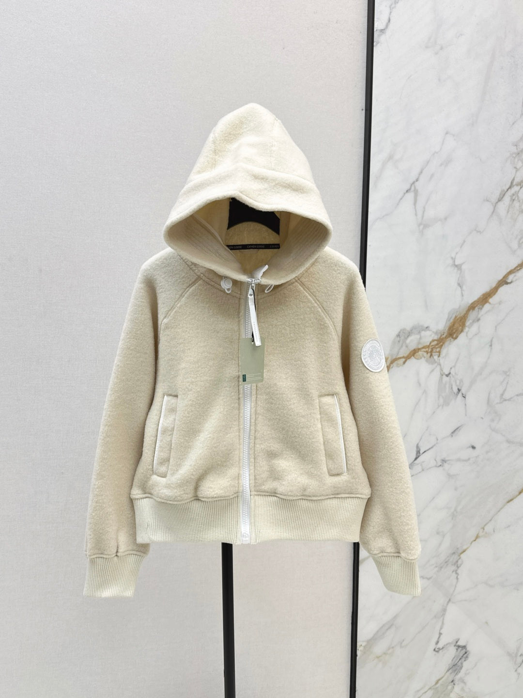 Canada 25fw hooded jacket