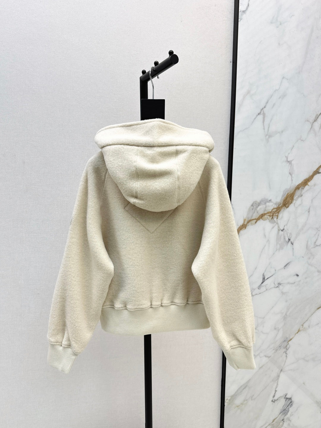 Canada 25fw hooded jacket