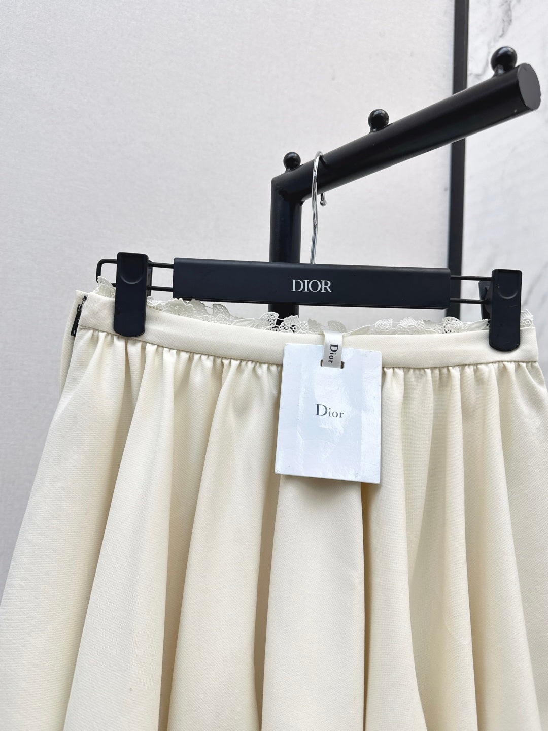 CD 25fw lace skirt