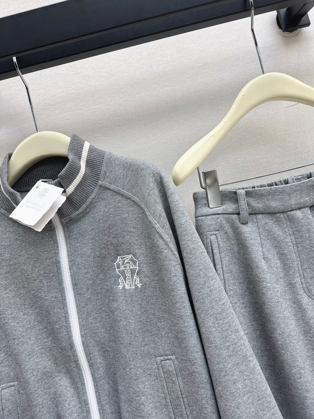 Brune 25fw tracksuit