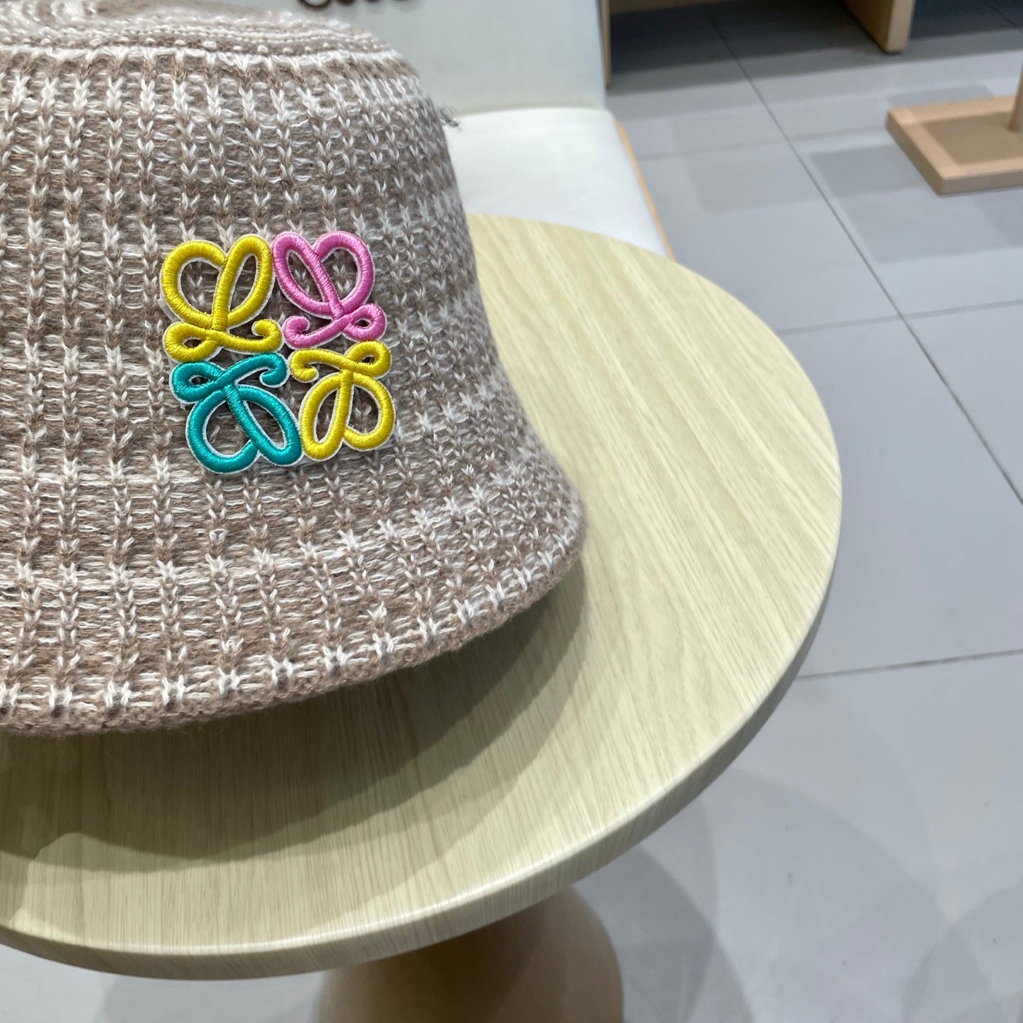 Loe autumn and winter striped knitted bucket hat