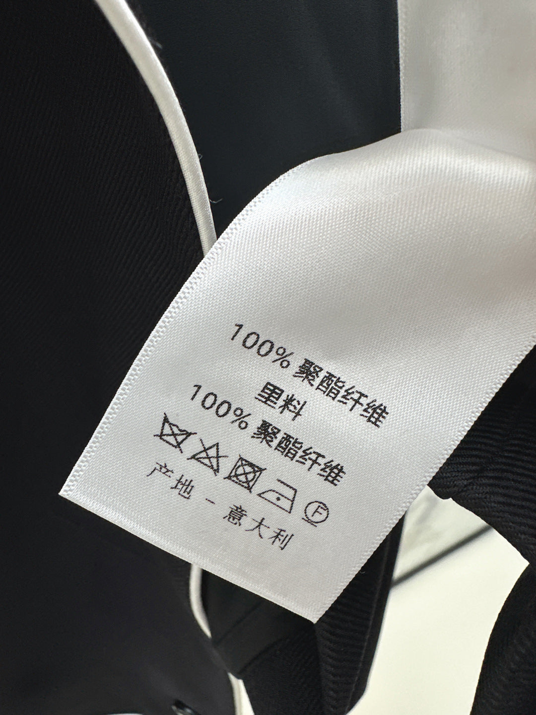 CD 25fw hooded jacket