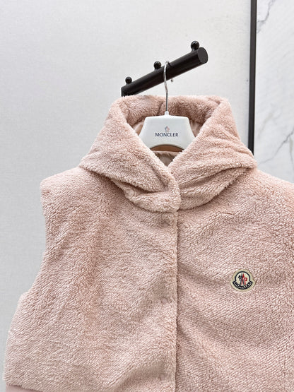 Monc 25fw down vest