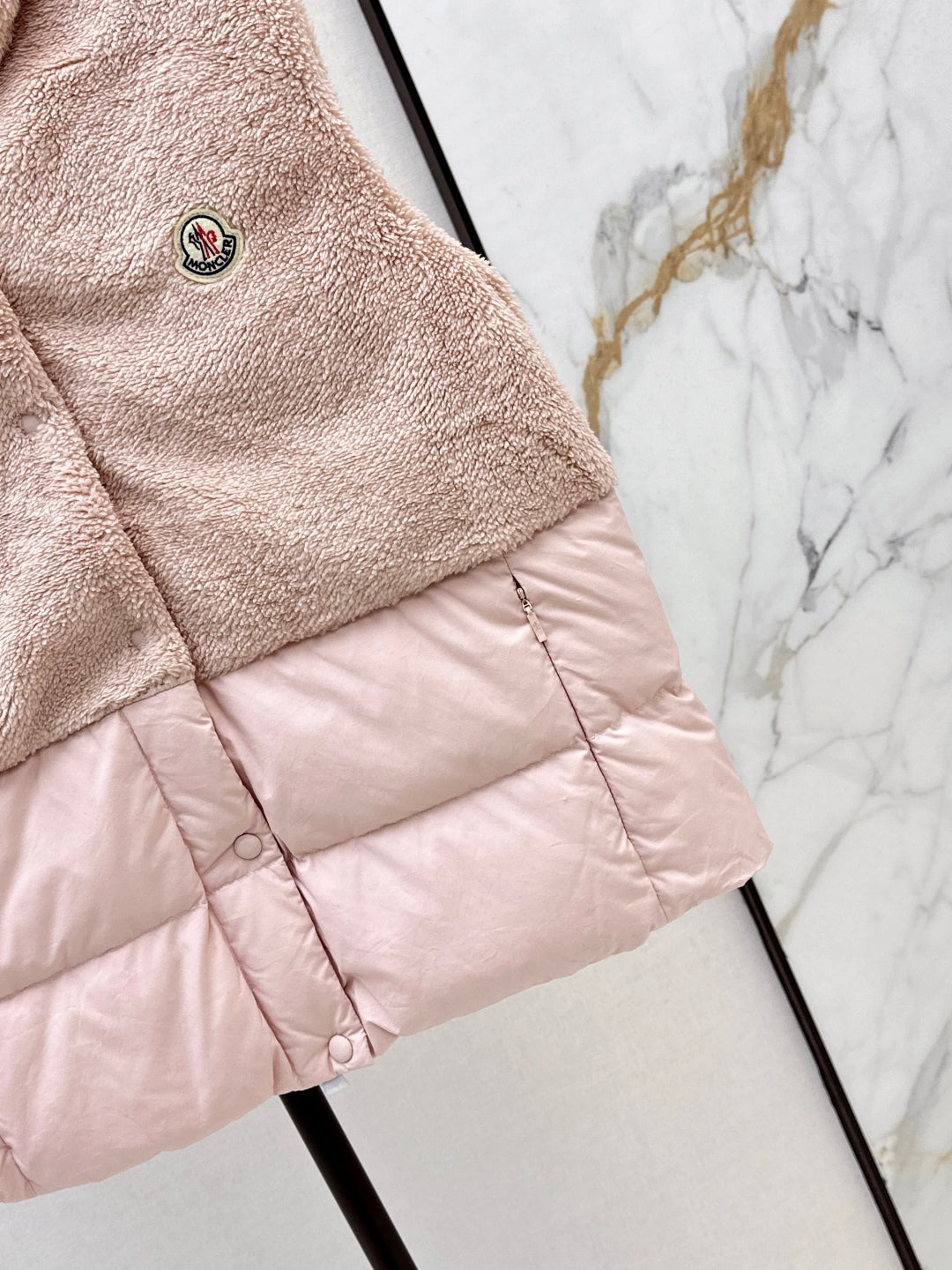 Monc 25fw down vest