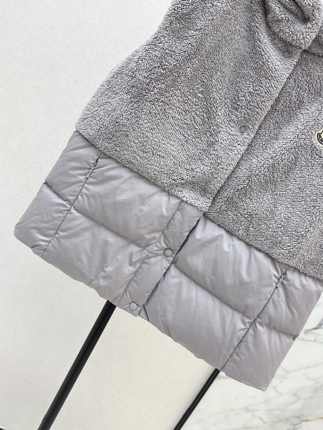 Monc 25fw down vest