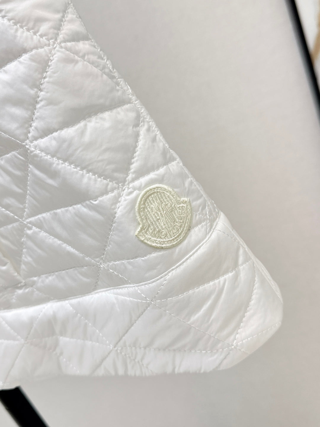 Monc 25fw down vest