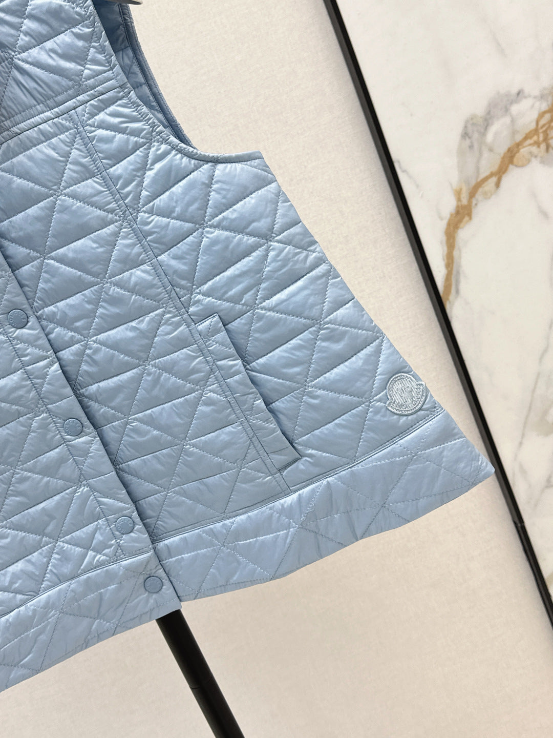 Monc 25fw down vest