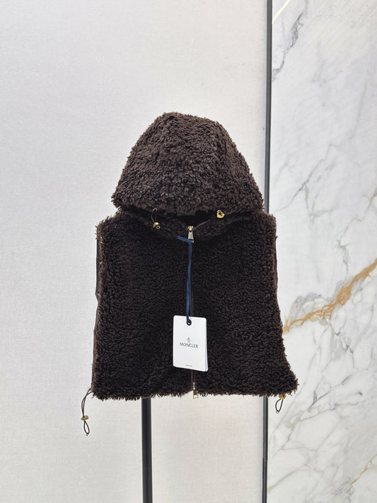 Monc 25fw down vest