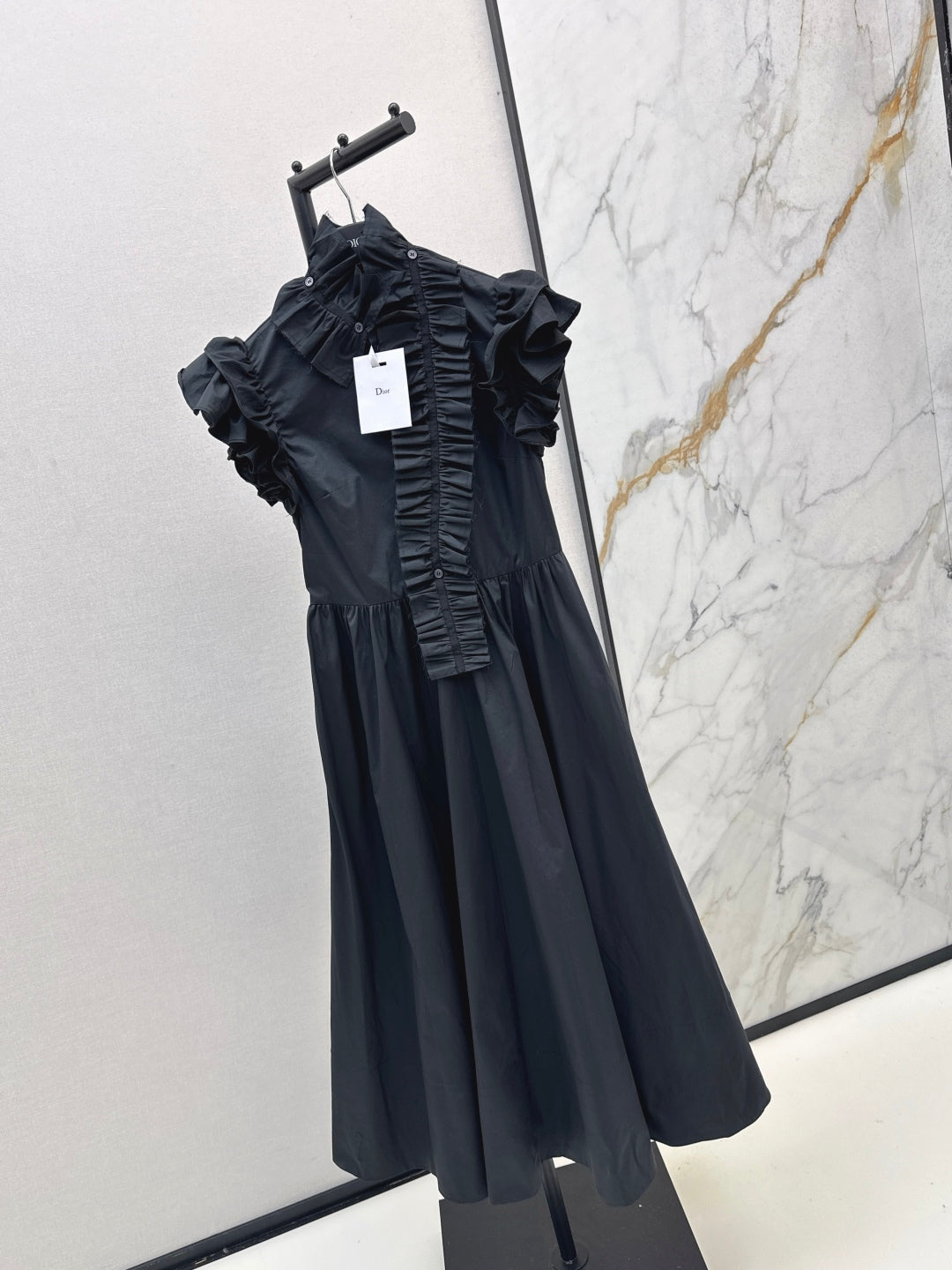 CD 25fw ruffle dress