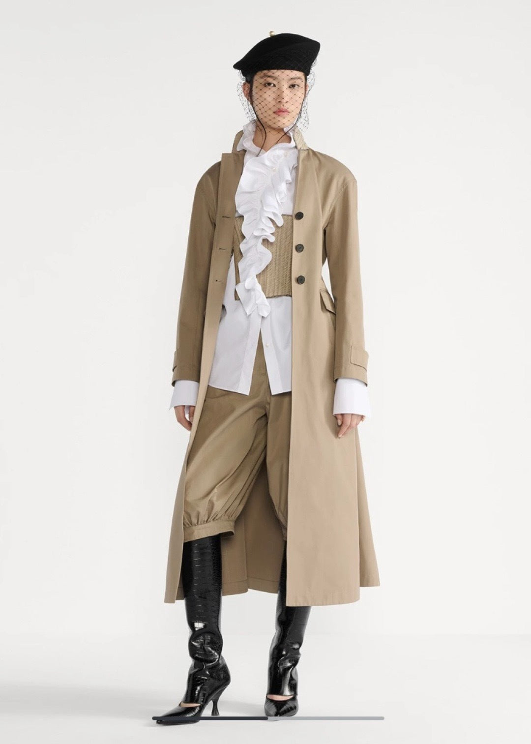 CD 25fw trench coat