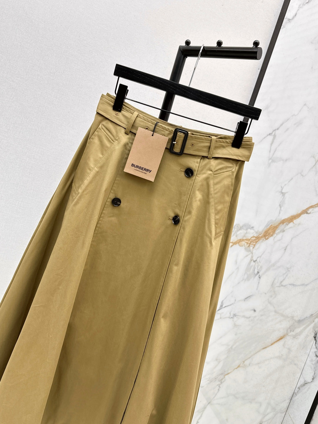 Bur 25fw skirt