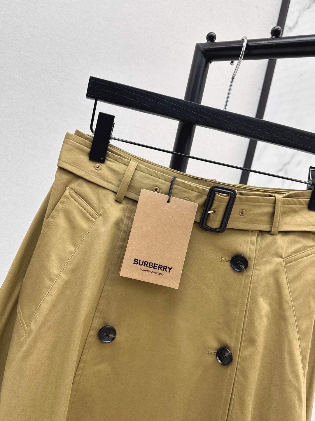 Bur 25fw skirt