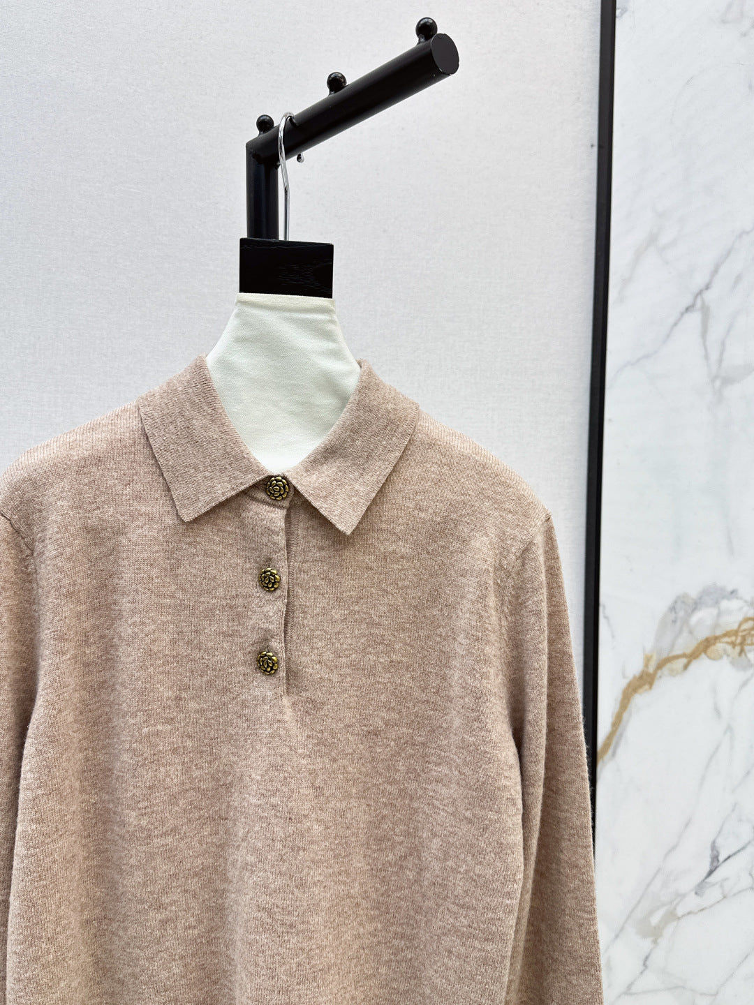 Loro 25fw lapel sweater