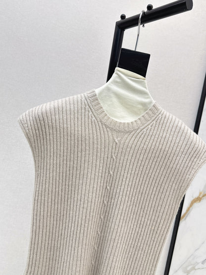 Loro 25fw cashmere dress