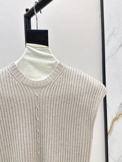 Loro 25fw cashmere dress