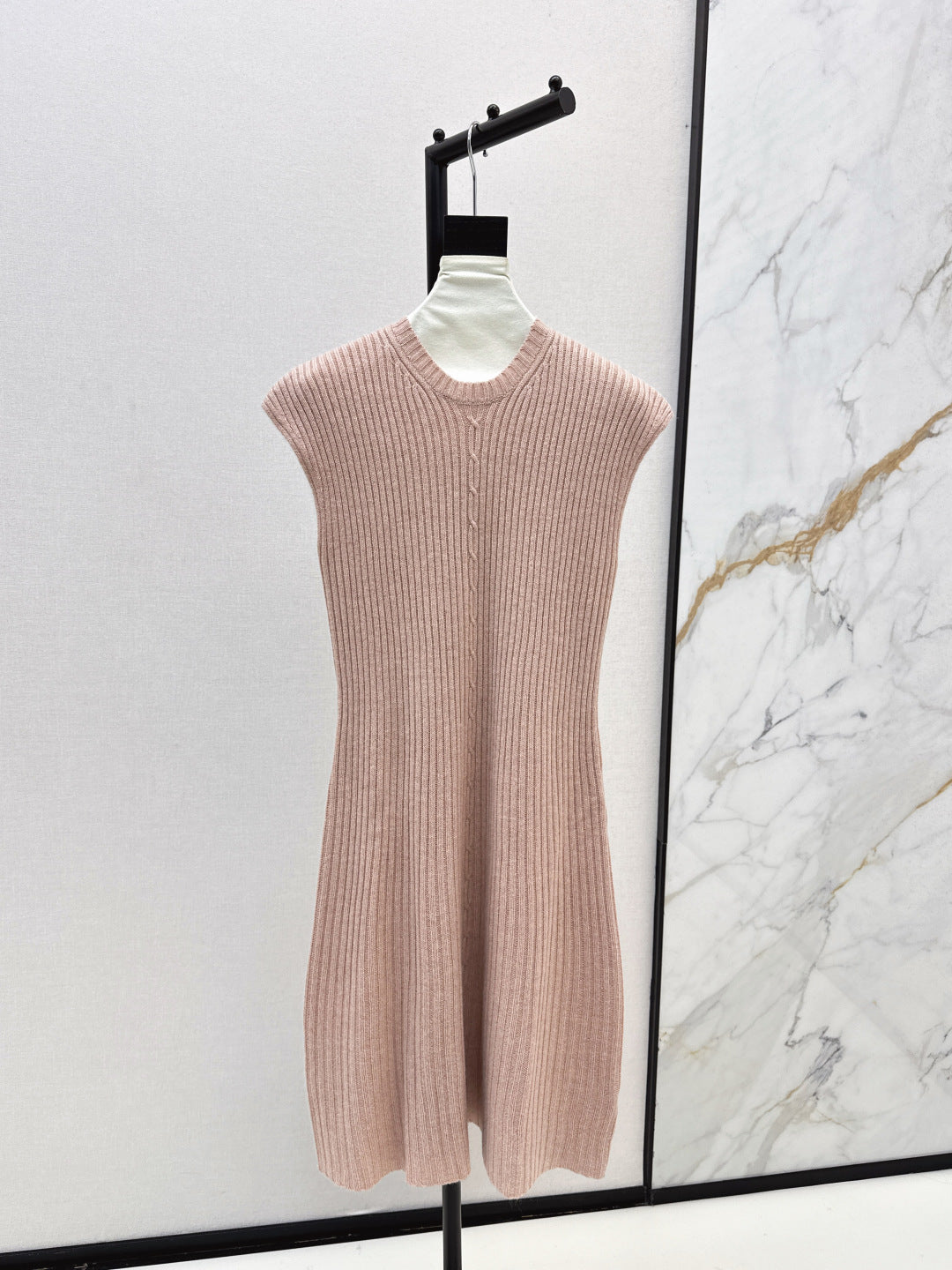 Loro 25fw cashmere dress