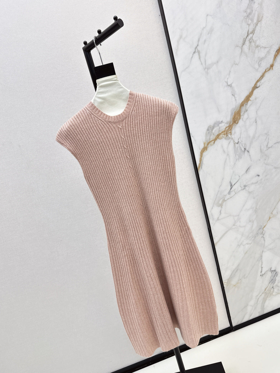 Loro 25fw cashmere dress