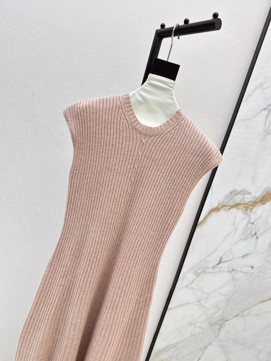 Loro 25fw cashmere dress