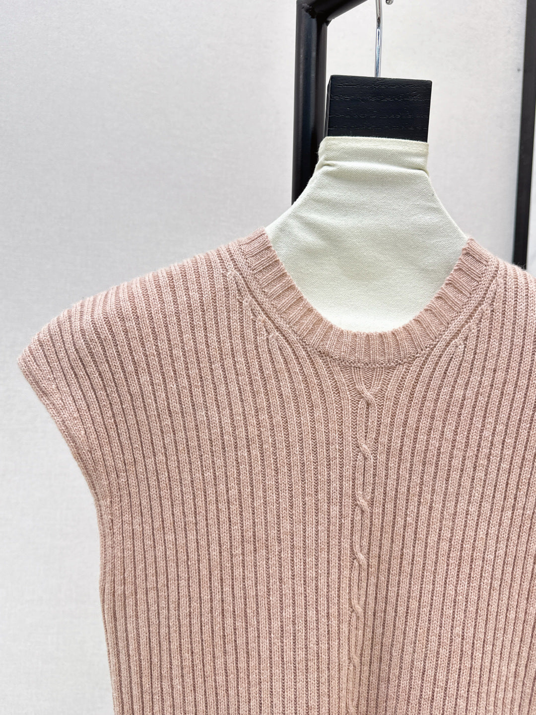 Loro 25fw cashmere dress