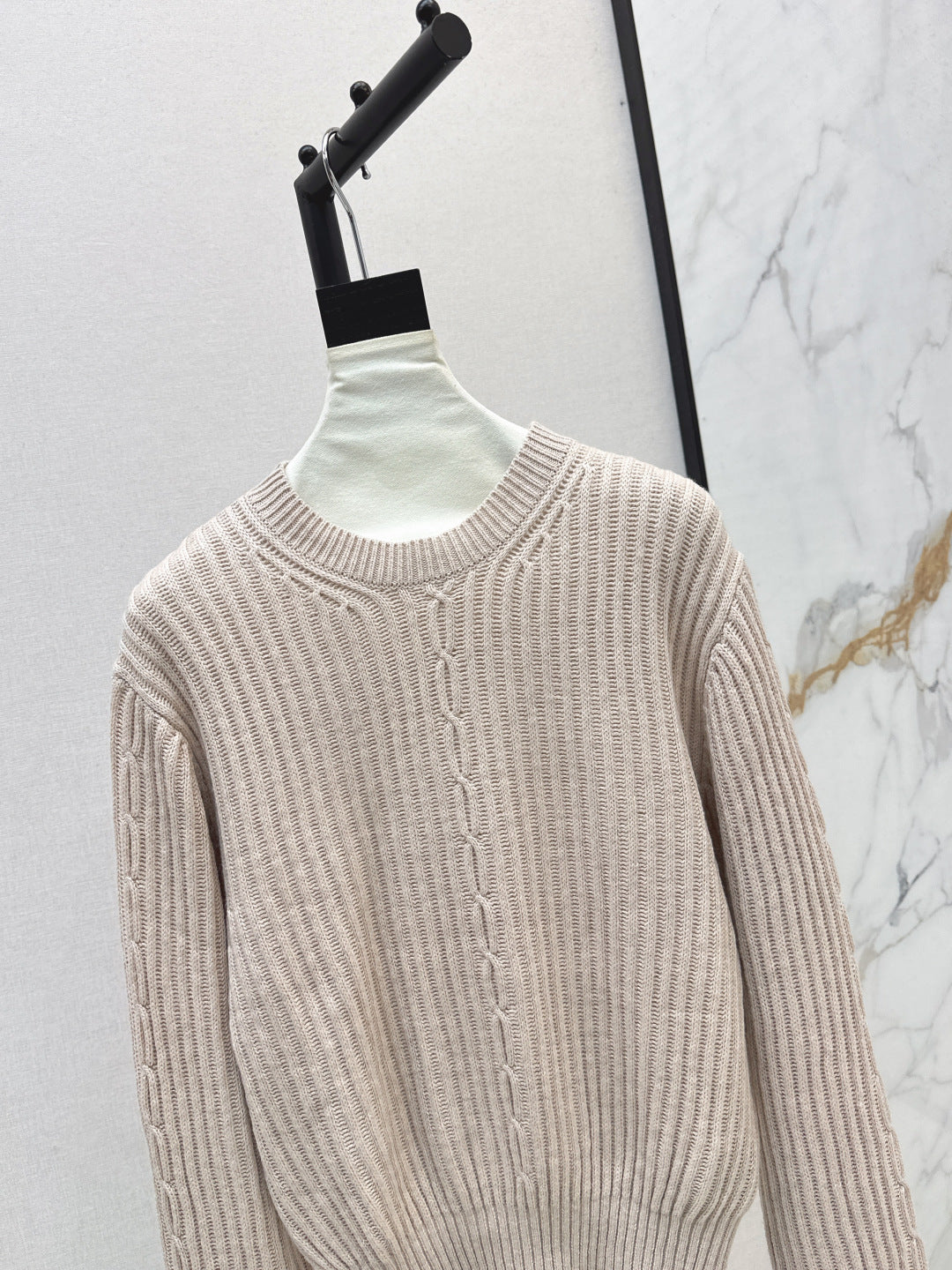 Loro 25fw knitted sweater
